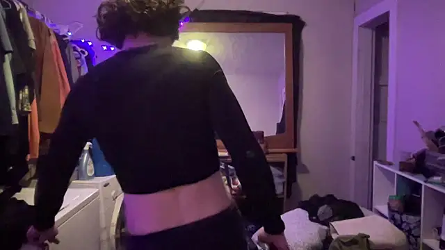 Snapshot of sum1betterthanmost chatting on 17, 1, 2026 sum1betterthanmost online show from 17, 1, 2026