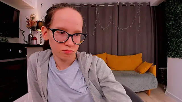 BettyBrowni online show from 9, 2, 2025