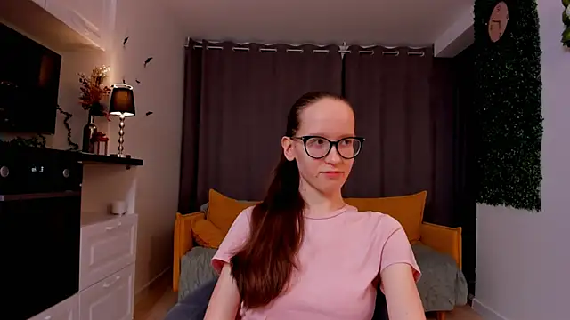 BettyBrowni online show from 19, 2, 2025