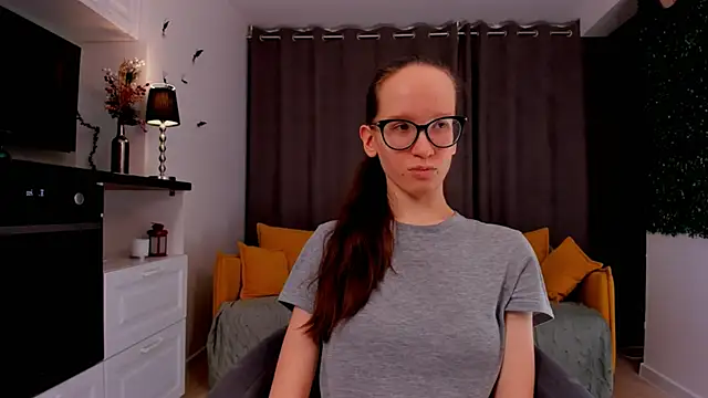 BettyBrowni online show from 23, 2, 2025