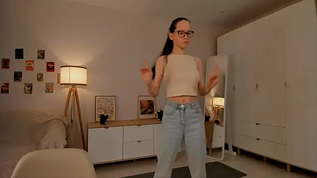 BettyBrowni online show from 16, 3, 2025