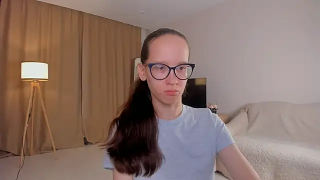 BettyBrowni online show from 15, 10, 2025