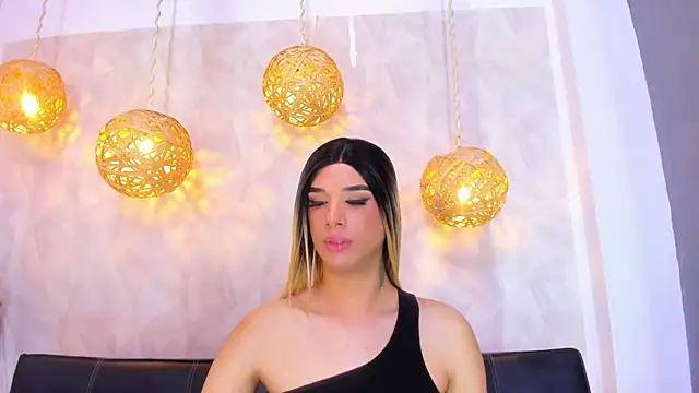 victoria aleia  online show from 15, 1, 2025