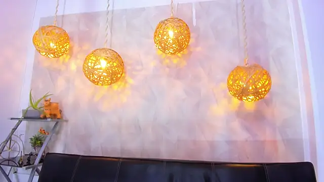 victoria aleia  online show from 21, 2, 2025