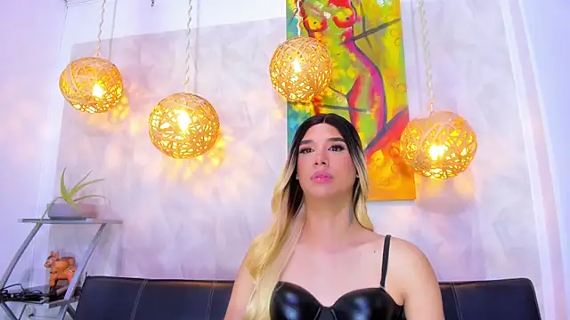 victoria aleia  online show from 9, 3, 2025