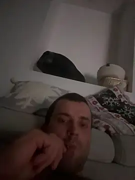 Snapshot of MateoKimiBi chatting on 11, 12, 2024 MateoKimiBi online show from 11, 12, 2024