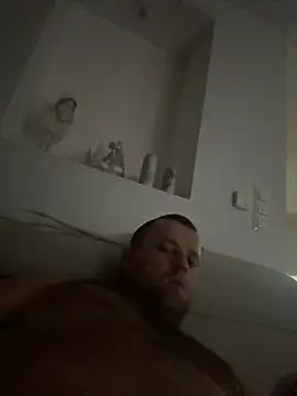 Snapshot of MateoKimiBi chatting on 20, 12, 2024 MateoKimiBi online show from 20, 12, 2024