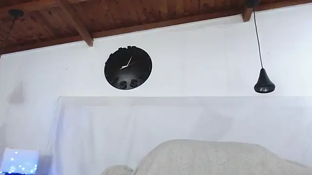 Snapshot of BIGZEHUZ chatting on 27, 1, 2025 BIGZEHUZ online show from 27, 1, 2025