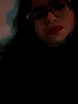 Lucrecia 33 online show from 15, 12, 2025