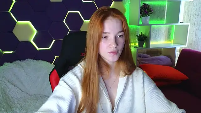 erikabrian online show from 18, 12, 2024