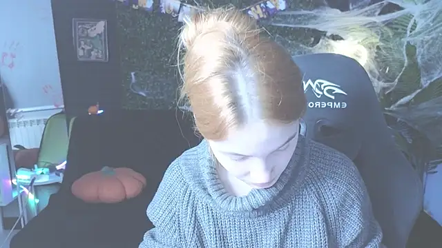 erikabrian online show from 22, 10, 2025