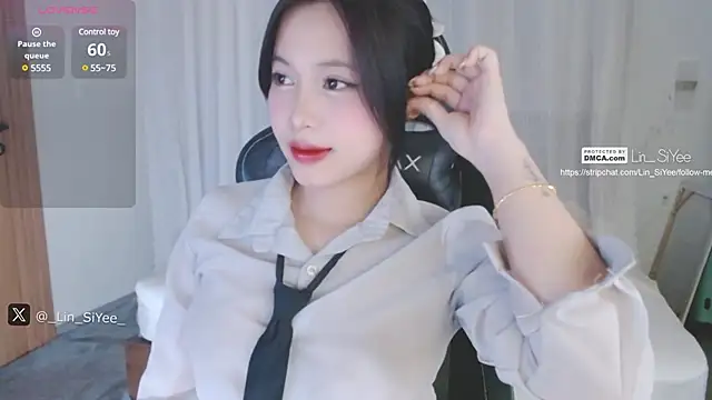 Lin SiYee online show from 10, 1, 2025