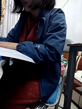 Snapshot of Haralushiaaa chatting on 19, 11, 2025 Haralushiaaa online show from 19, 11, 2025