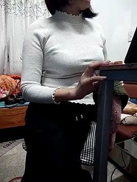 Snapshot of Haralushiaaa chatting on 23, 11, 2025 Haralushiaaa online show from 23, 11, 2025