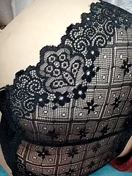 Snapshot of Haralushiaaa chatting on 25, 11, 2025 Haralushiaaa online show from 25, 11, 2025