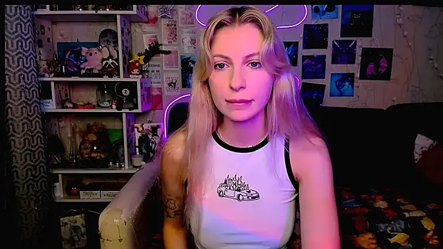 Snapshot of Maria_Hunt chatting on 19, 12, 2024 Maria Hunt online show from 19, 12, 2024