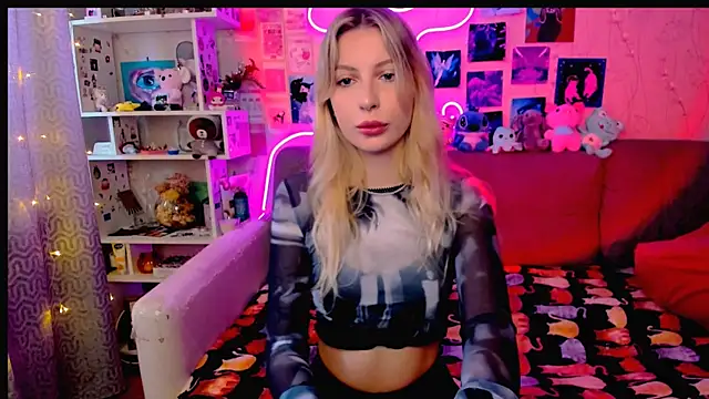 Snapshot of Maria_Hunt chatting on 18, 1, 2025 Maria Hunt online show from 18, 1, 2025
