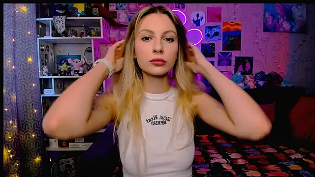 Snapshot of Maria_Hunt chatting on 20, 2, 2025 Maria Hunt online show from 20, 2, 2025
