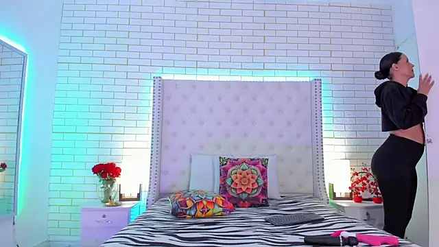 Snapshot of Coco_Balenciaga_ chatting on 8, 5, 2026 Coco Balenciaga online show from 8, 5, 2026