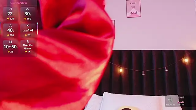 Snapshot of littleebluee chatting on 19, 11, 2025 littleebluee online show from 19, 11, 2025