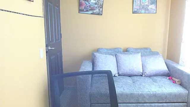 Snapshot of Kerly_Lopez chatting on 20, 1, 2025 Kerly Lopez online show from 20, 1, 2025