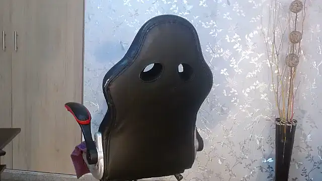 Samantabrown  online show from 24, 2, 2025