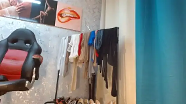 Samantabrown  online show from 14, 2, 2026