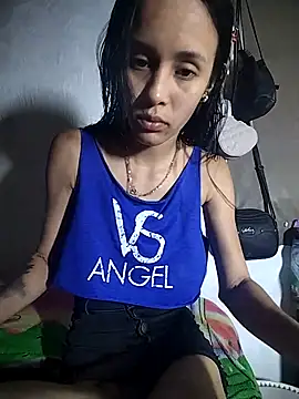 Snapshot of The-quee22 chatting on 7, 11, 2025 The-quee22 online show from 7, 11, 2025