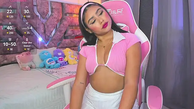 Snapshot of Mia_coxx1 chatting on 13, 1, 2025 Mia coxx1 online show from 13, 1, 2025