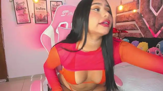 Snapshot of Mia_coxx1 chatting on 11, 10, 2025 Mia coxx1 online show from 11, 10, 2025