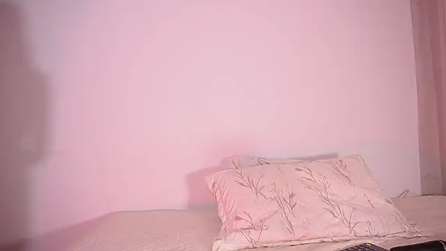 petitevictoria online show from 31, 10, 2025