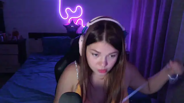 helengilmor online show from 13, 9, 2025