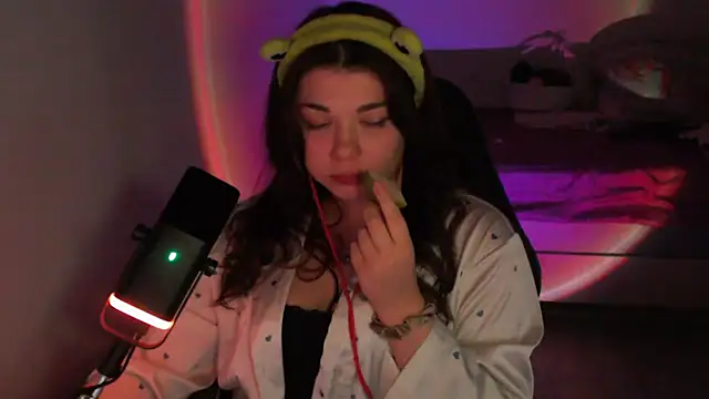 helengilmor online show from 26, 2, 2026