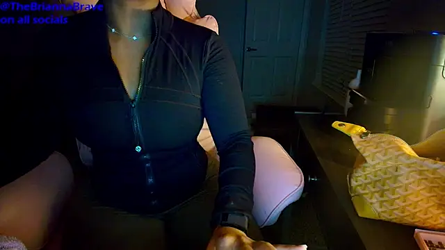 BriannaBrave online show from 15, 4, 2026