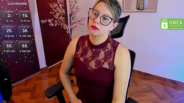 Chanelll Taylorr  online show from 20, 3, 2025