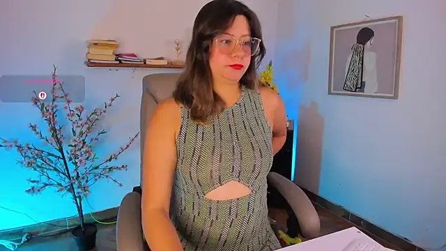 Snapshot of Chanelll_Taylorr_ chatting on 4, 7, 2026 Chanelll Taylorr online show from 4, 7, 2026
