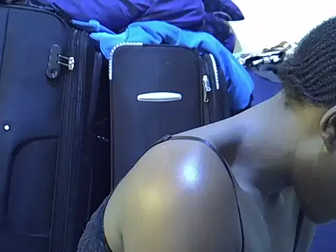 Snapshot of Adaline-Paris chatting on 20, 10, 2025 Adaline-Paris online show from 20, 10, 2025