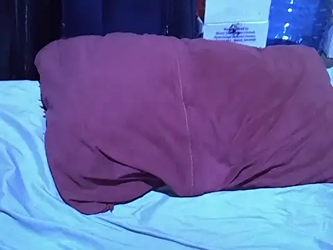 Snapshot of Adaline-Paris chatting on 5, 12, 2025 Adaline-Paris online show from 5, 12, 2025