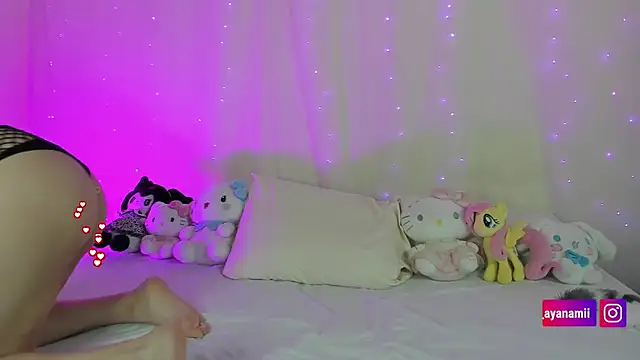 Snapshot of yui_ayanami chatting on 17, 12, 2025 yui ayanami online show from 17, 12, 2025