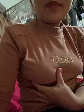 Milk Mom99 online show from 10, 1, 2025