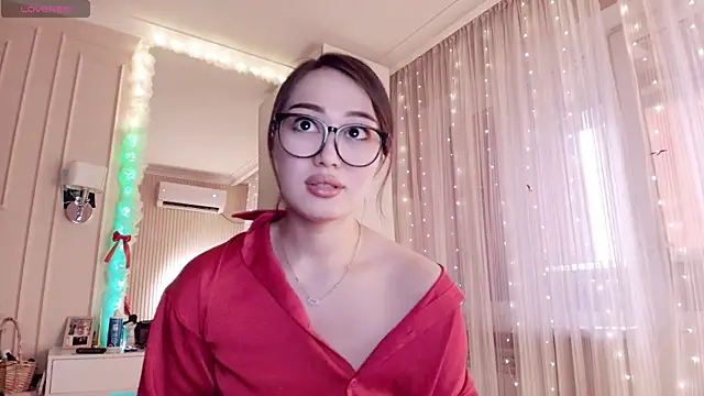 Snapshot of melissa_yamazaki chatting on 3, 7, 2026 melissa yamazaki online show from 3, 7, 2026