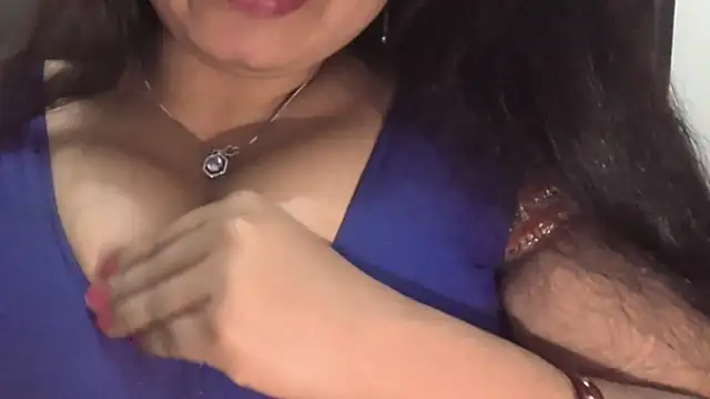 Snapshot of Gulaboo_bhabi chatting on 28, 1, 2025 Gulaboo bhabi online show from 28, 1, 2025