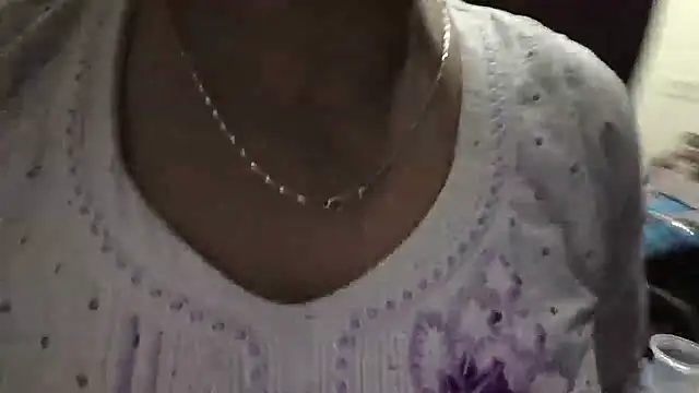 Snapshot of Gulaboo_bhabi chatting on 9, 3, 2025 Gulaboo bhabi online show from 9, 3, 2025