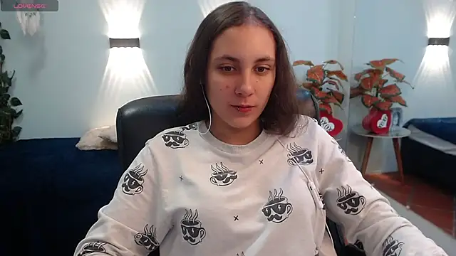Snapshot of xlunna chatting on 18, 10, 2025 xlunna online show from 18, 10, 2025