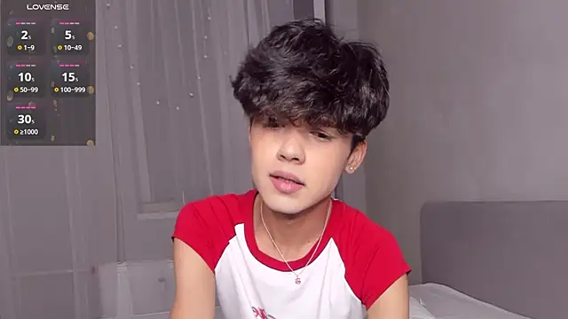 Snapshot of Felix_Rey chatting on 6, 8, 2026 Felix Rey online show from 6, 8, 2026