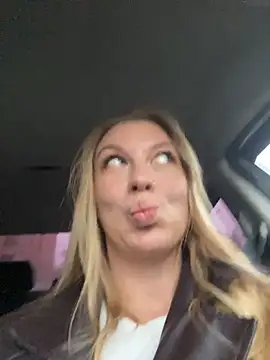 Sweet   Emily online show from 7, 11, 2025