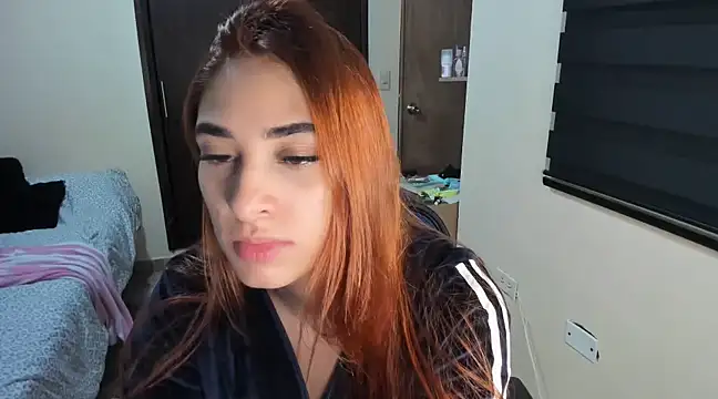 Amy Walker online show from 26, 2, 2025