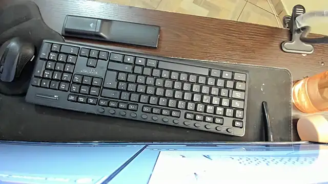 Amy Walker online show from 14, 10, 2025