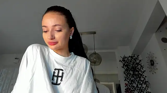 Snapshot of IreneVON chatting on 20, 12, 2024 IreneVON online show from 20, 12, 2024