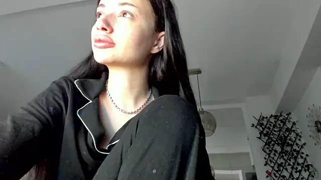 Snapshot of IreneVON chatting on 31, 12, 2024 IreneVON online show from 31, 12, 2024